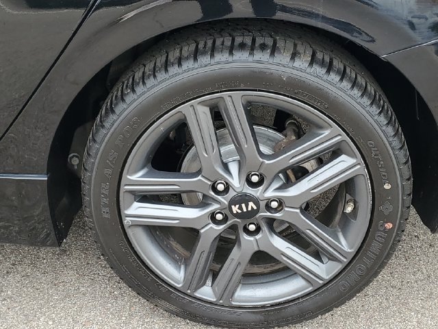 Used 2021 Kia Forte GT-Line w/ GT-Line Premium Package FWD image 30