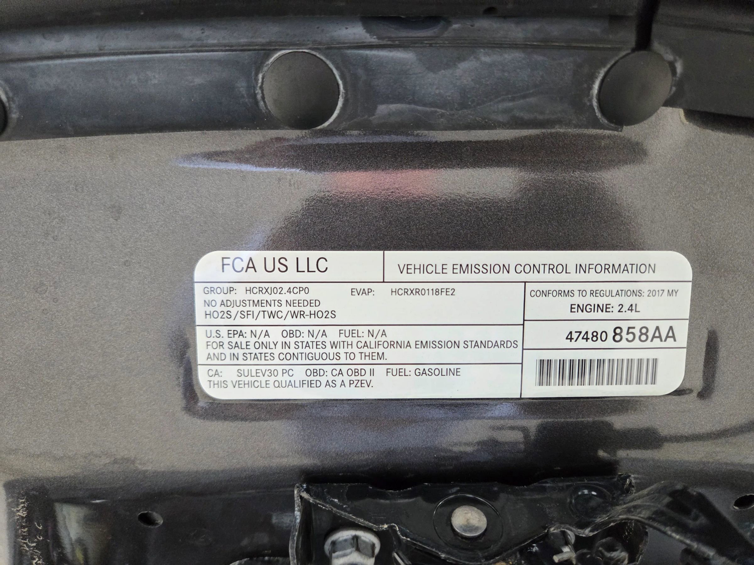 Used 2017 Jeep Cherokee Limited image 24