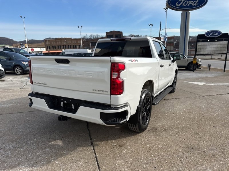 Used 2022 Chevrolet Silverado 1500 Custom image 7