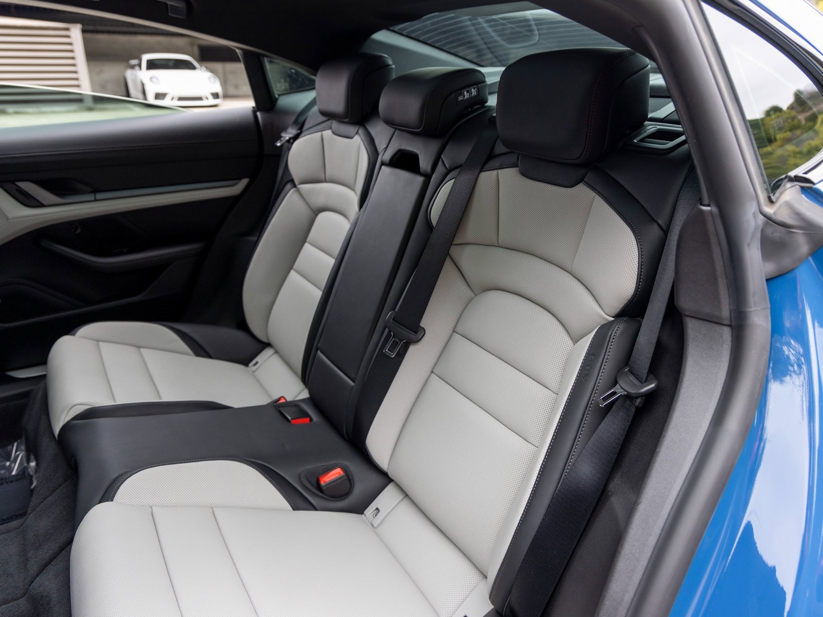 New 2025 Porsche Taycan 4S image 40