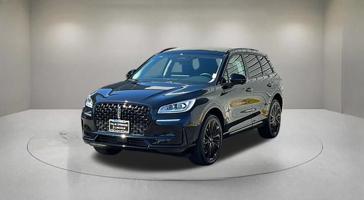 New 2025 Lincoln Corsair Reserve w/ Jet Appearance Package AWD/4WD image 3
