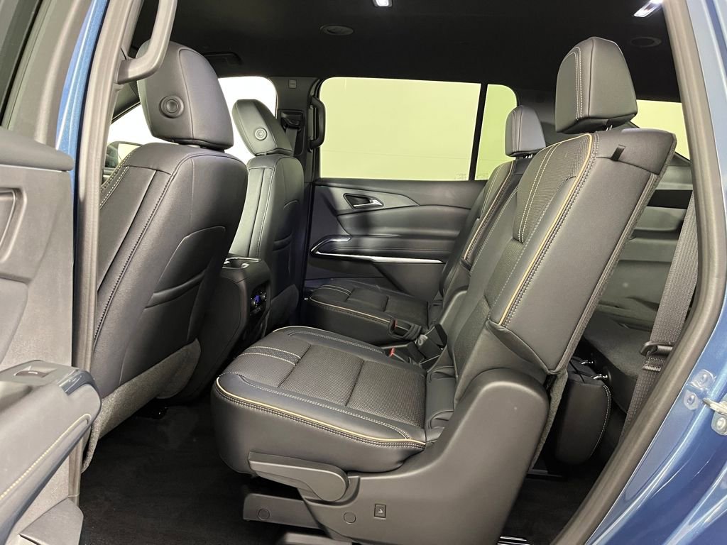 New 2026 Chevrolet Traverse High Country image 11