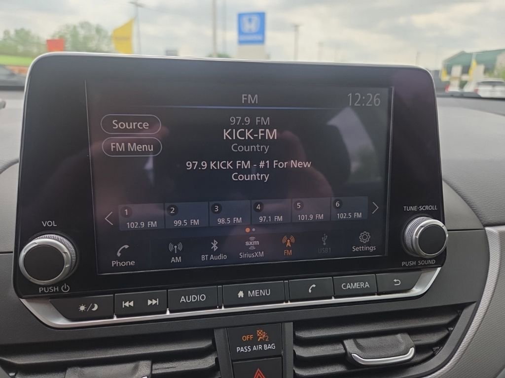 Used 2025 Nissan Altima 2.5 SR FWD image 24