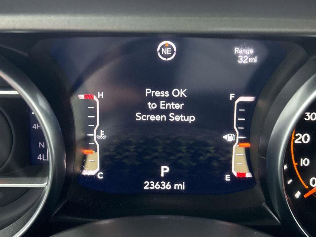 Used 2021 Jeep Gladiator Willys image 15