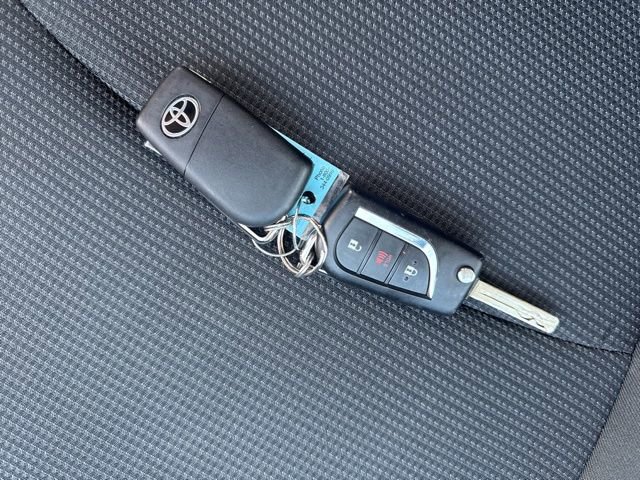 Used 2025 Toyota RAV4 LE image 5