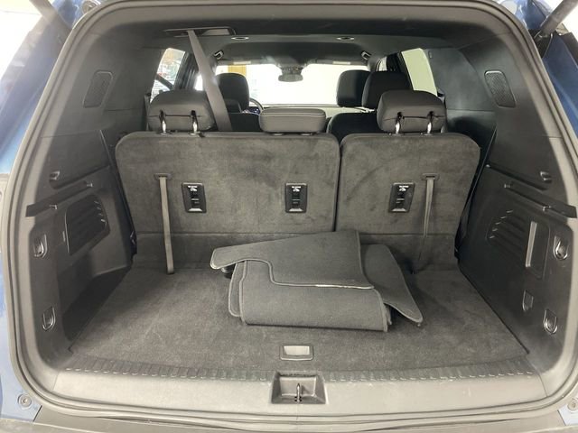 Used 2025 Chevrolet Traverse LT image 25