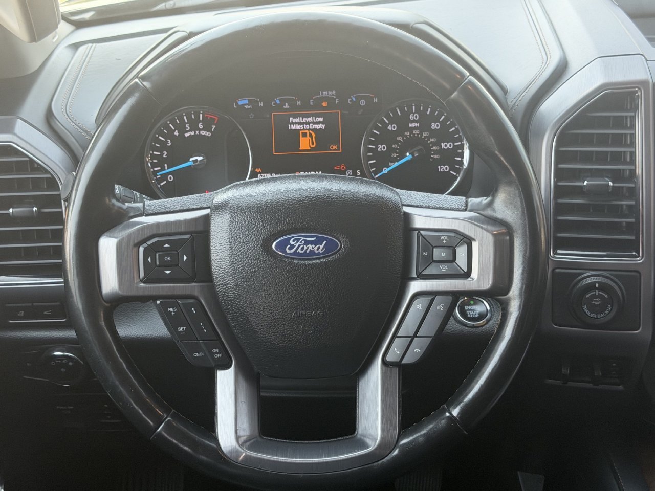 Used 2021 Ford Expedition Platinum AWD/4WD image 8