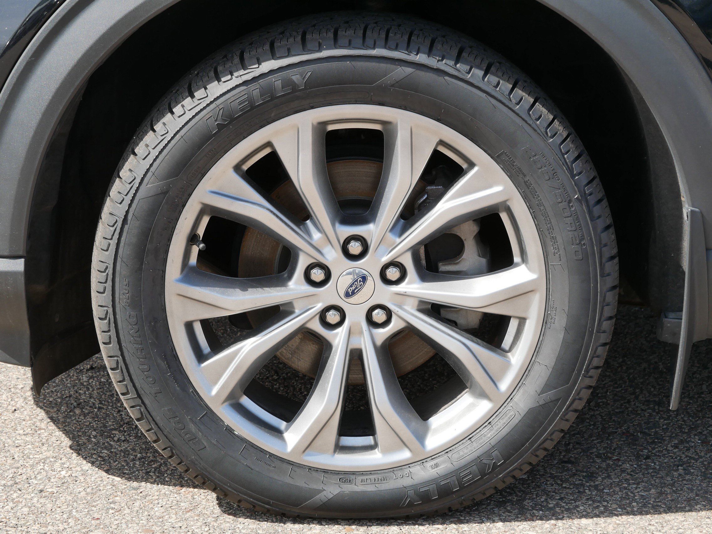Used 2020 Ford Explorer Limited AWD/4WD image 9