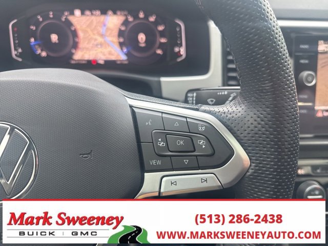 Used 2023 Volkswagen Atlas SEL R-Line image 32