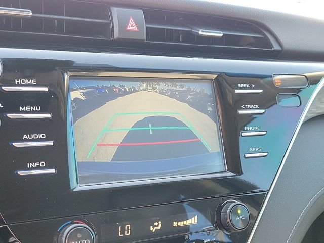 Used 2018 Toyota Camry SE FWD image 29