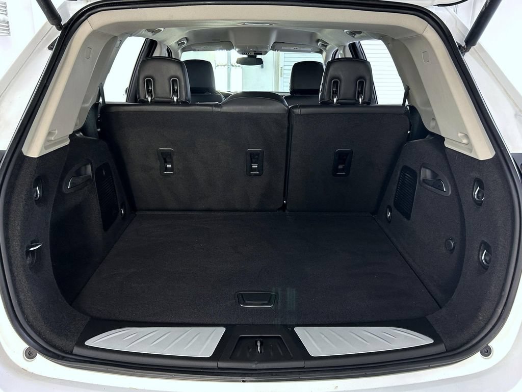 Certified 2020 Buick Envision Essence AWD/4WD image 22