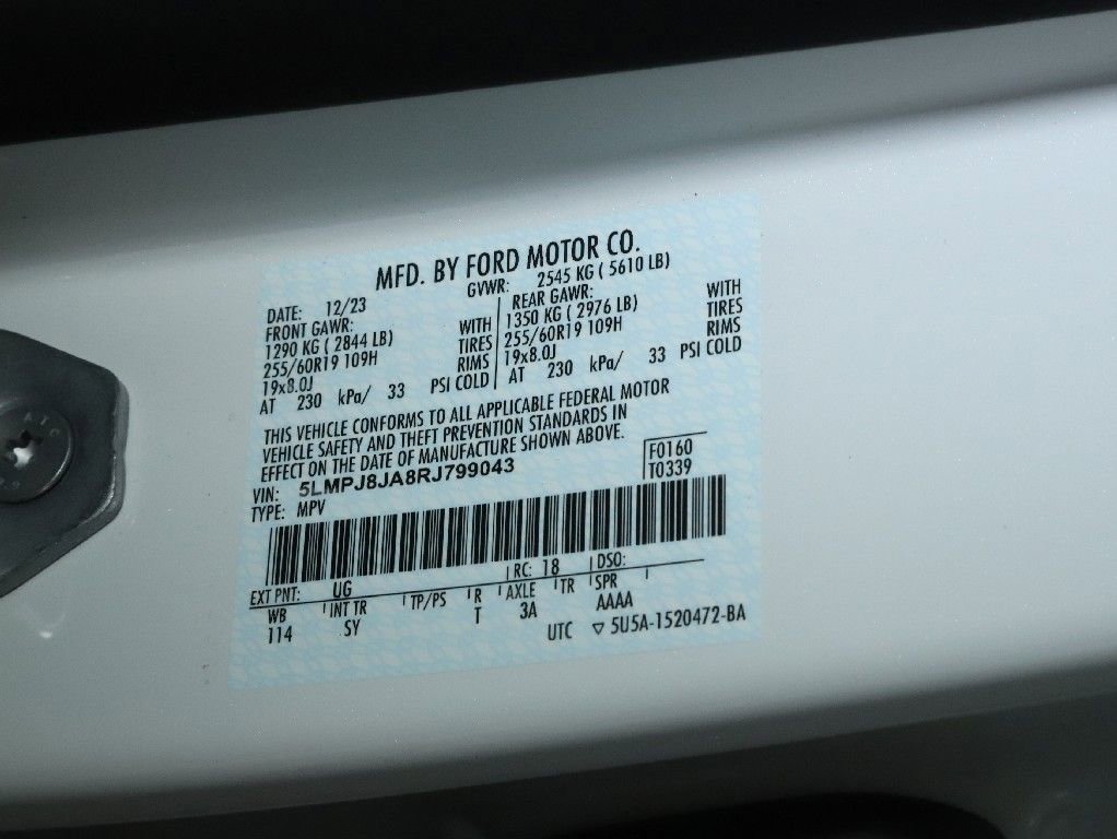 Used 2024 Lincoln Nautilus Premier w/ Equipment Group 102A image 23