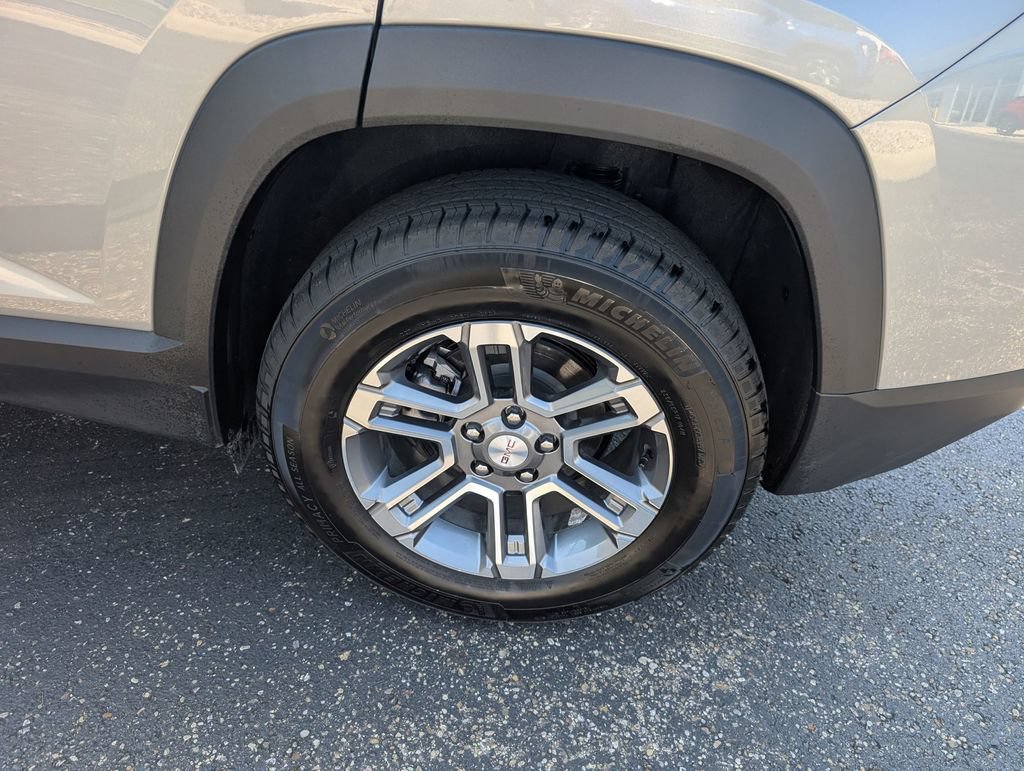 Used 2025 GMC Terrain Elevation AWD/4WD image 22