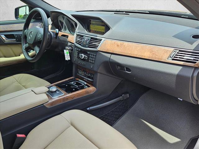 Used 2012 Mercedes-Benz E 350 4MATIC Sedan image 23