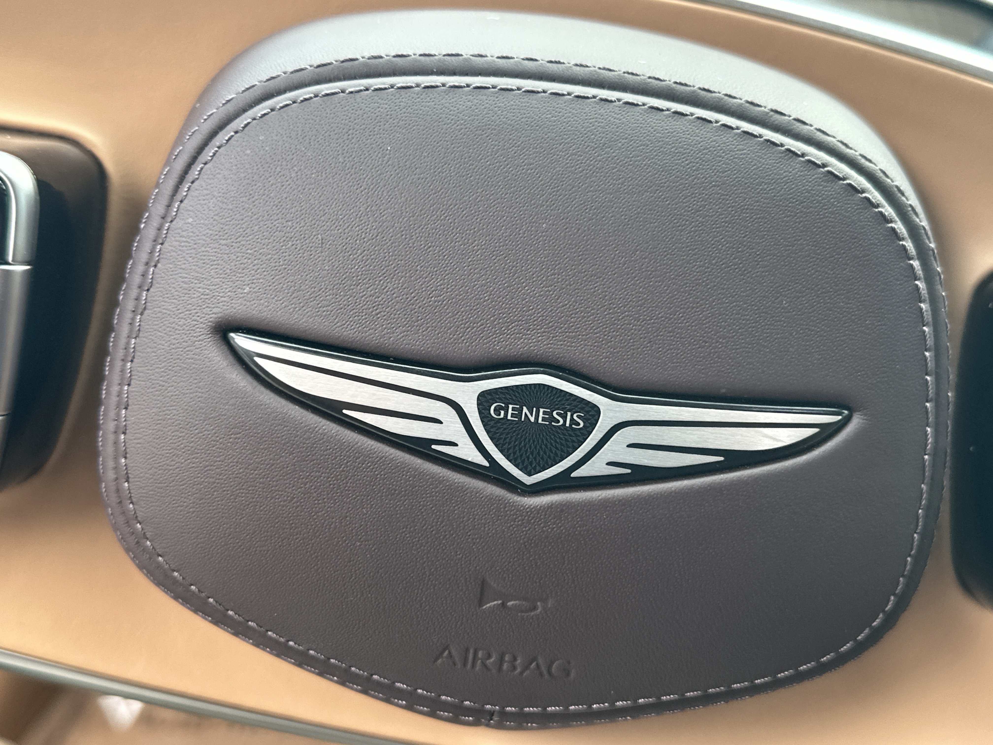Certified 2025 Genesis G90 3.5T AWD/4WD image 22
