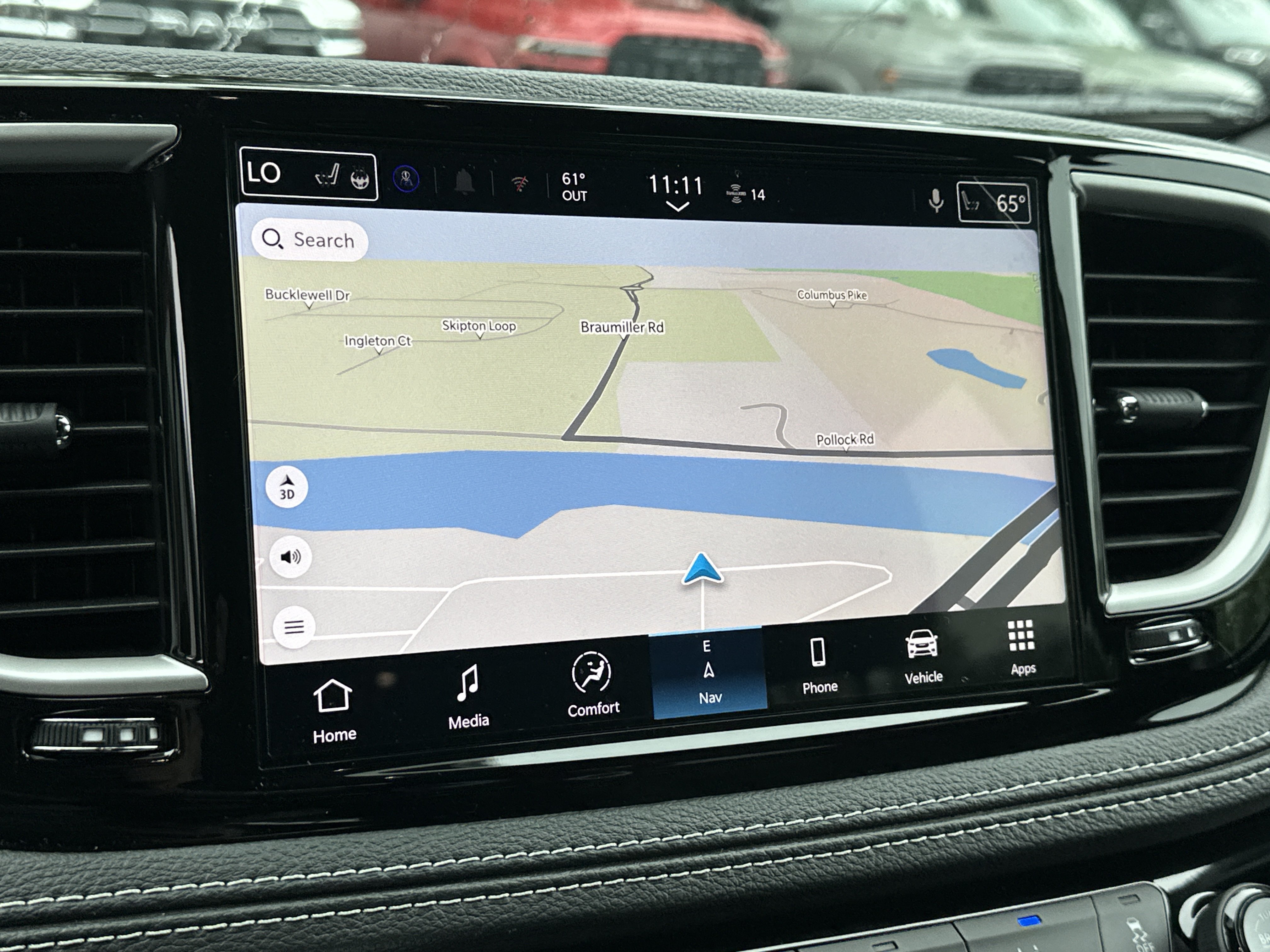 New 2027 Chrysler Pacifica Select w/ Family Tech Group FWD image 5