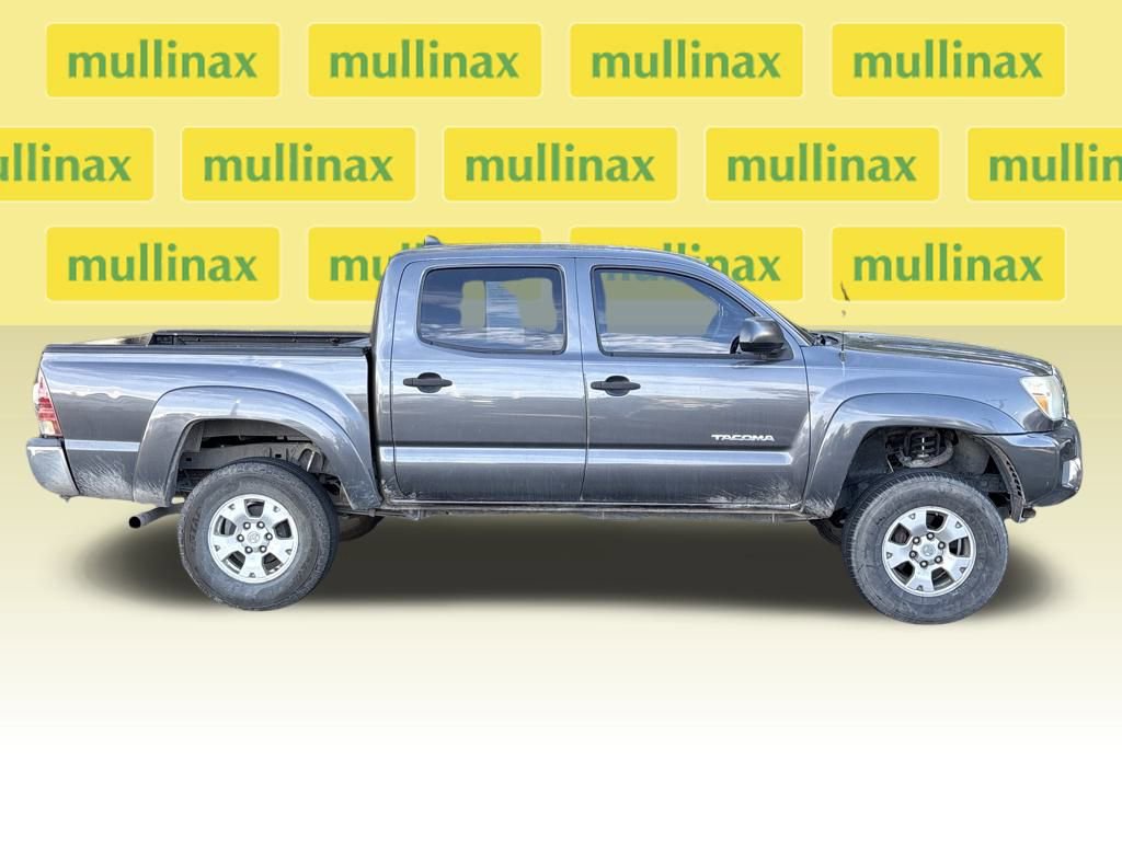 Used 2012 Toyota Tacoma PreRunner image 2