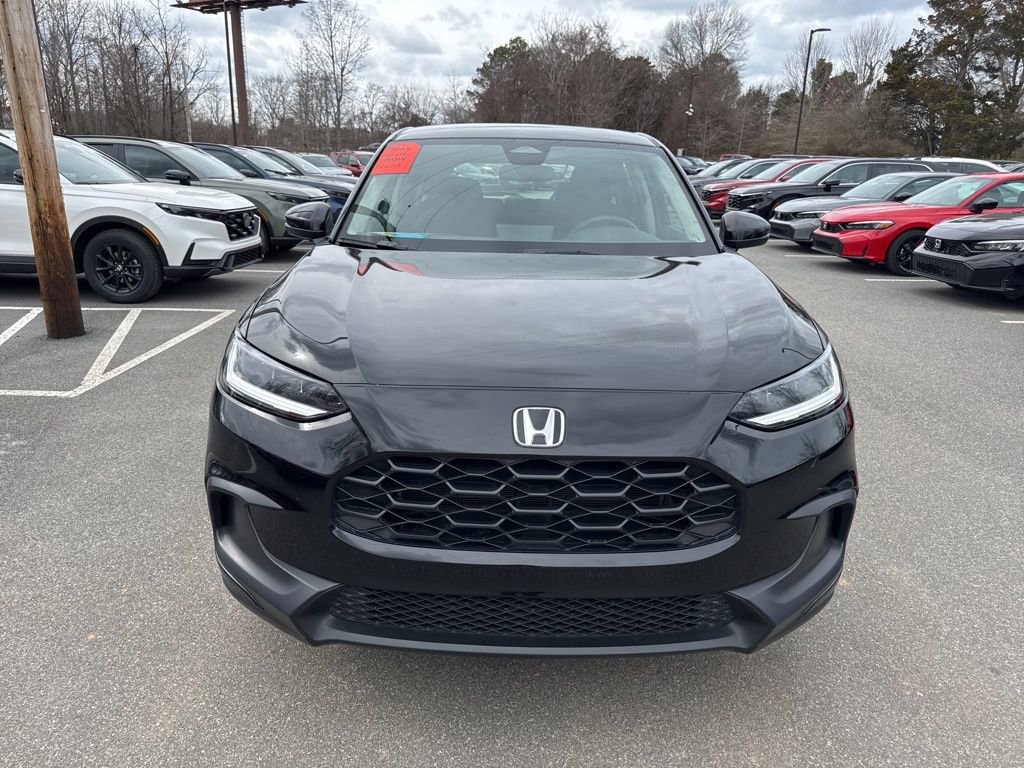 Used 2025 Honda HR-V LX image 2