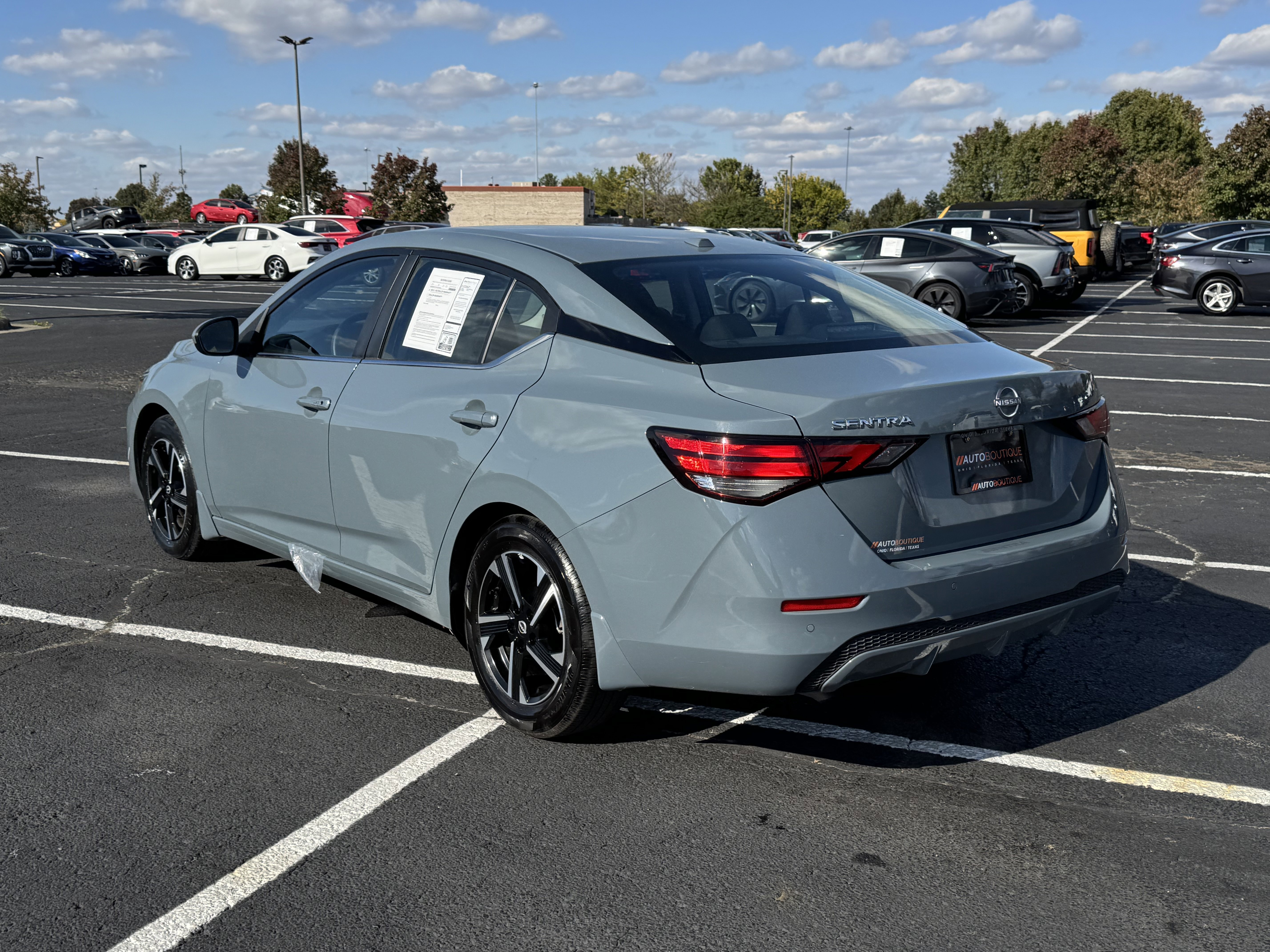 Used 2025 Nissan Sentra SV image 10