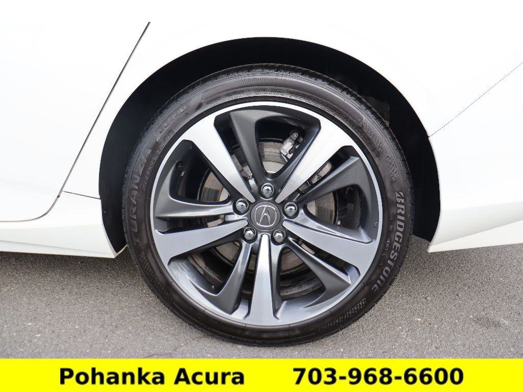 Certified 2025 Acura TLX w/ Technology Package image 28