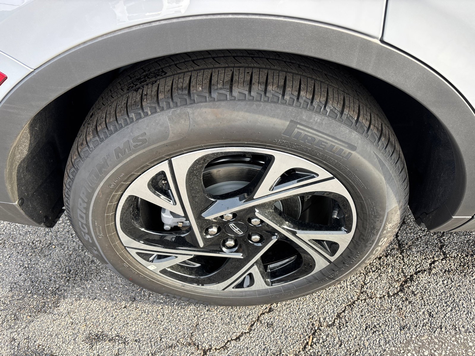 New 2026 Lincoln Nautilus Premier w/ Jet Appearance Package image 10