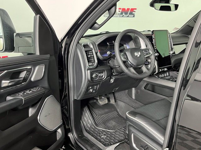 Used 2026 RAM 1500 Laramie w/ Advanced Safety Group II AWD/4WD image 25