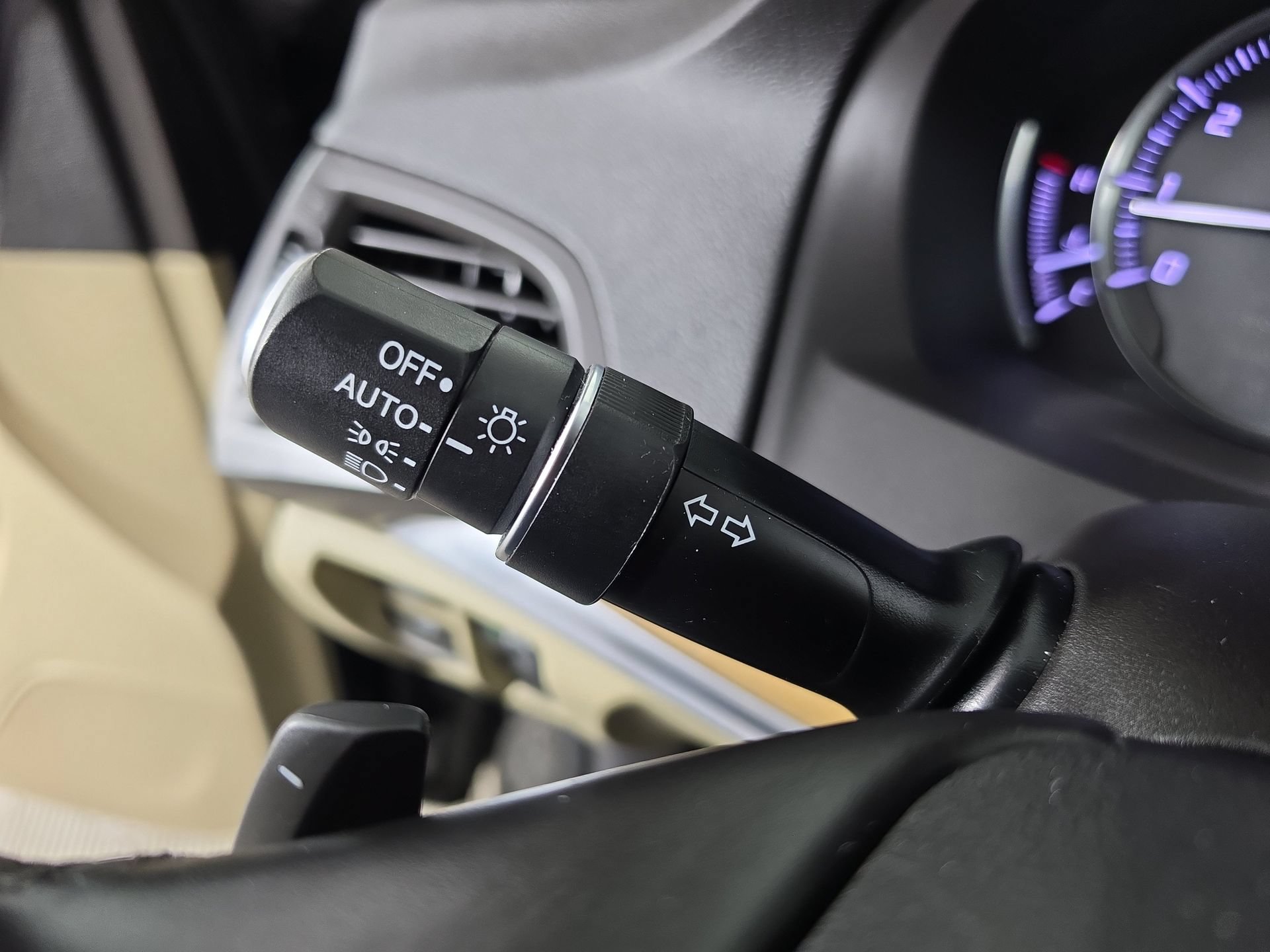Used 2019 Acura MDX w/ Technology Package FWD image 24