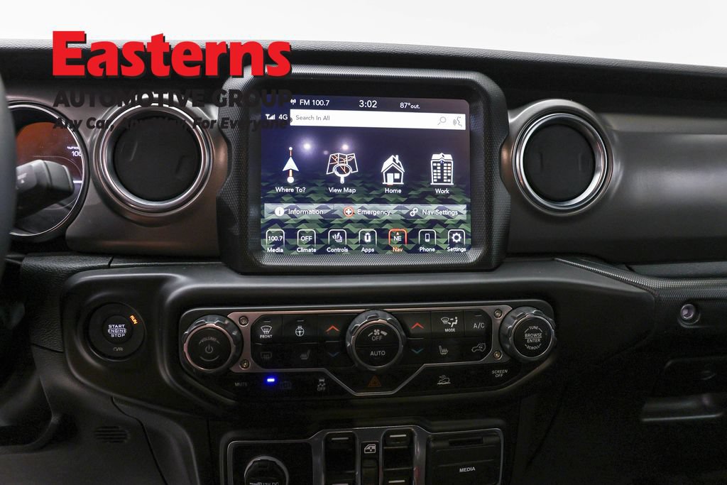 Used 2023 Jeep Wrangler Unlimited Rubicon 4xe w/ Cold Weather Group AWD/4WD image 12