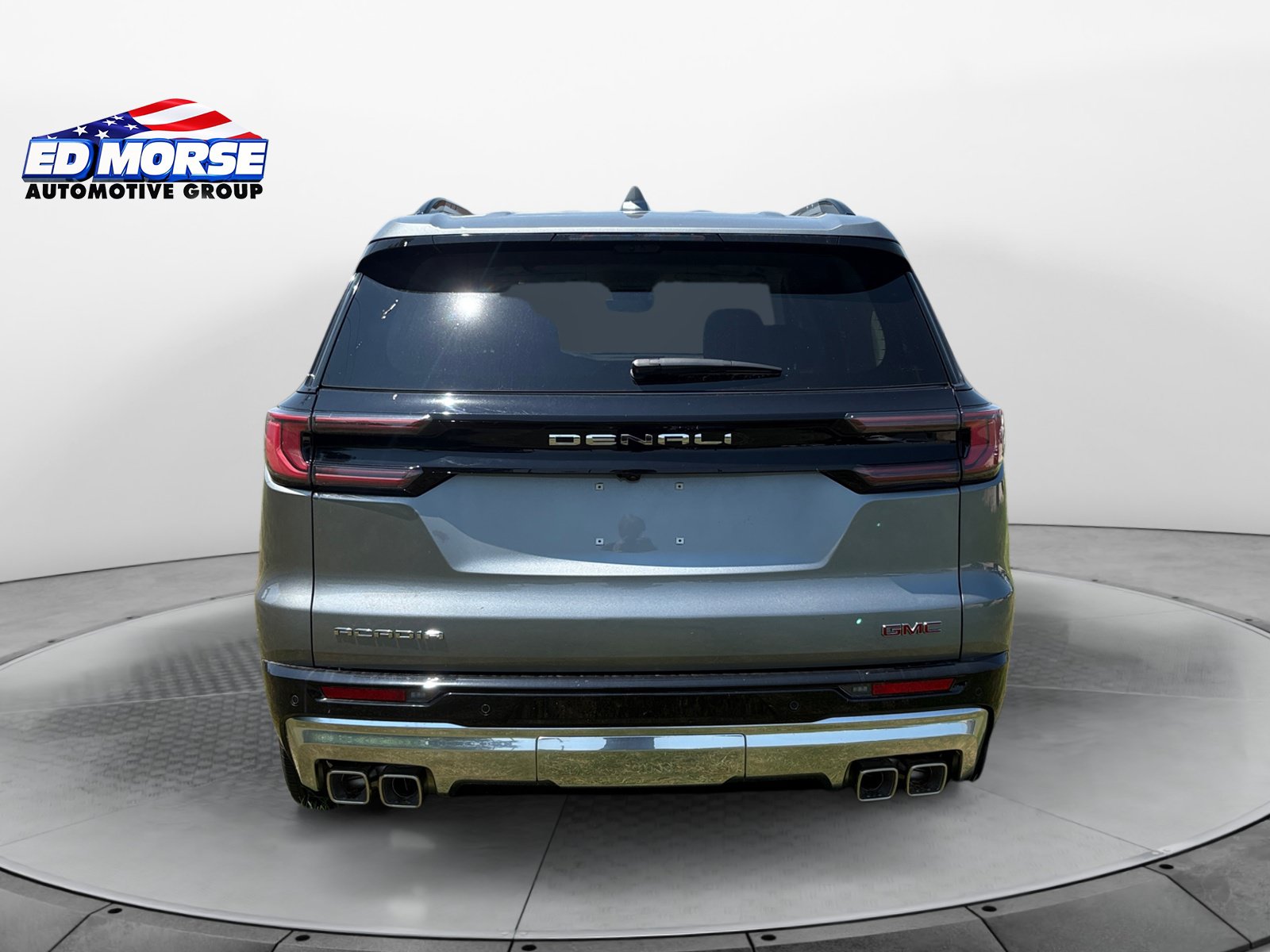 New 2026 GMC Acadia Denali w/ Super Cruise Package FWD image 4