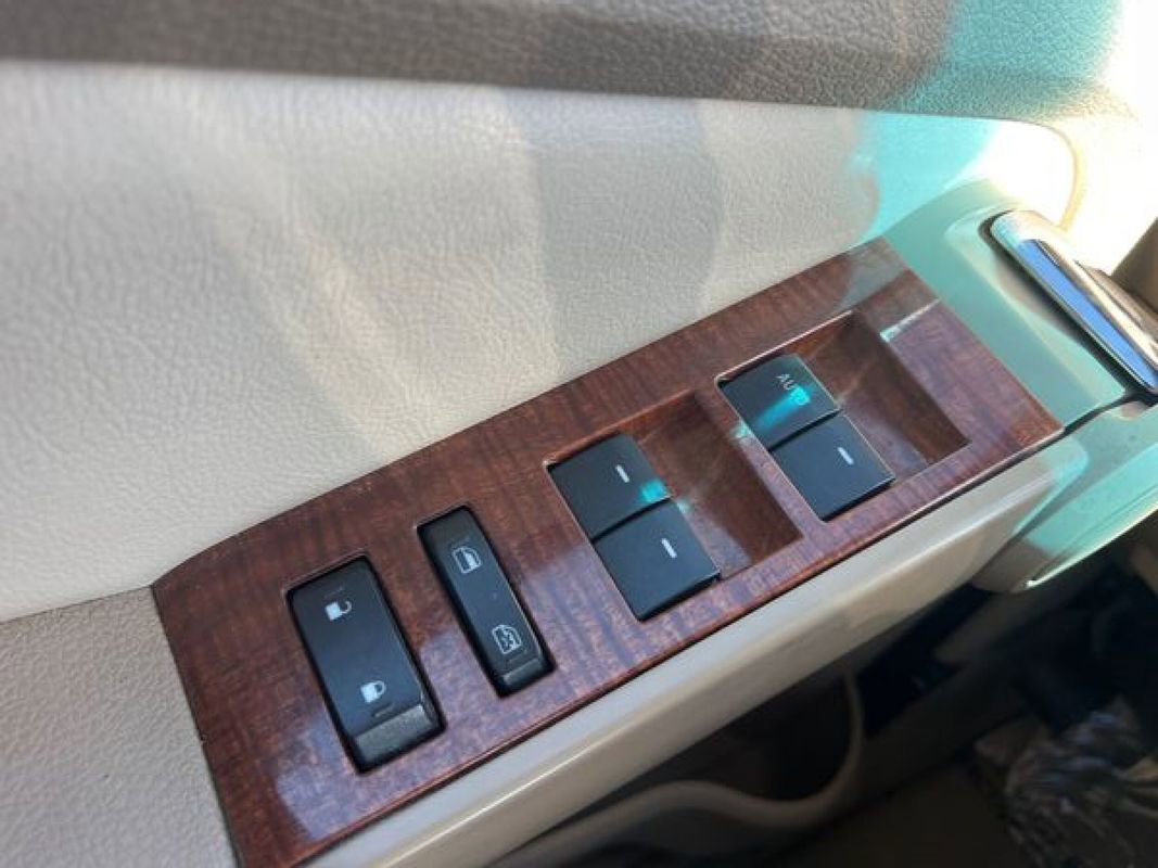 Used 2010 Ford Explorer Eddie Bauer AWD/4WD image 17