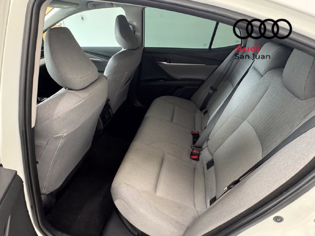 Used 2025 Toyota Camry LE FWD image 22