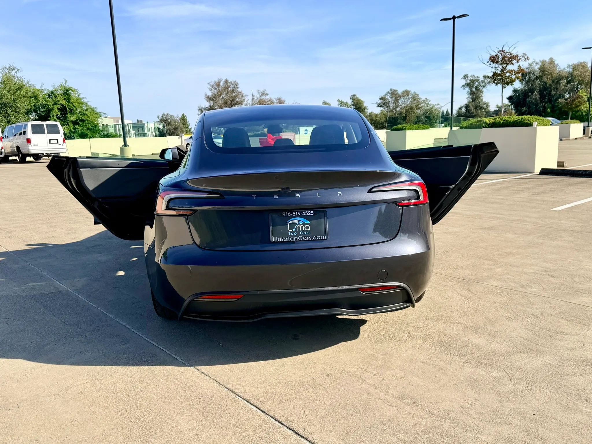 Used 2025 Tesla Model 3 Long Range RWD image 37