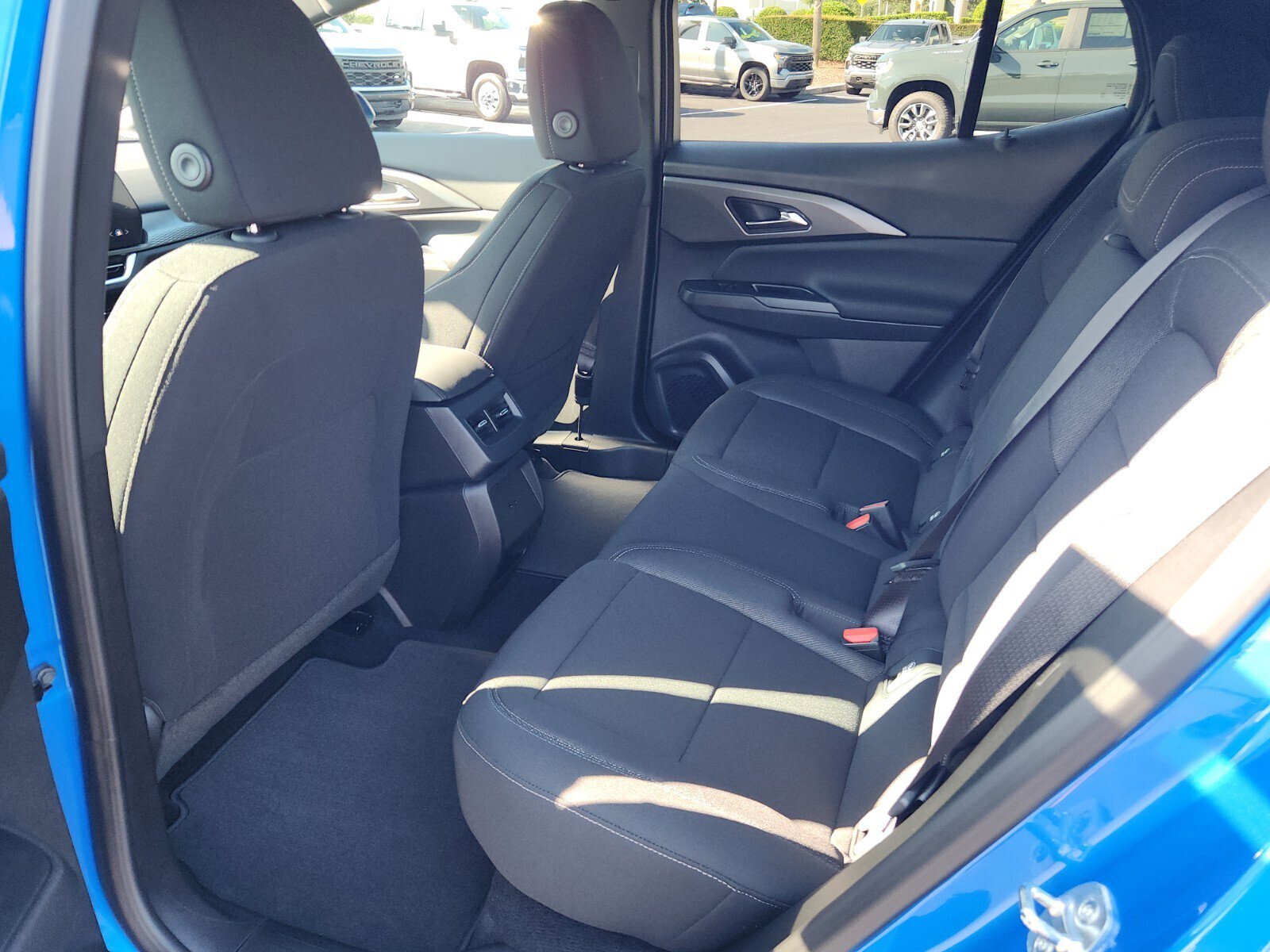 New 2026 Chevrolet Equinox EV LT image 7