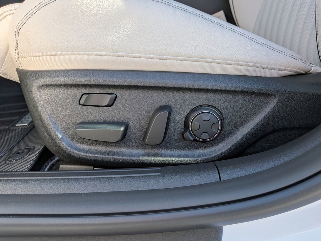 New 2026 Genesis G70 3.3T Sport Prestige RWD image 14