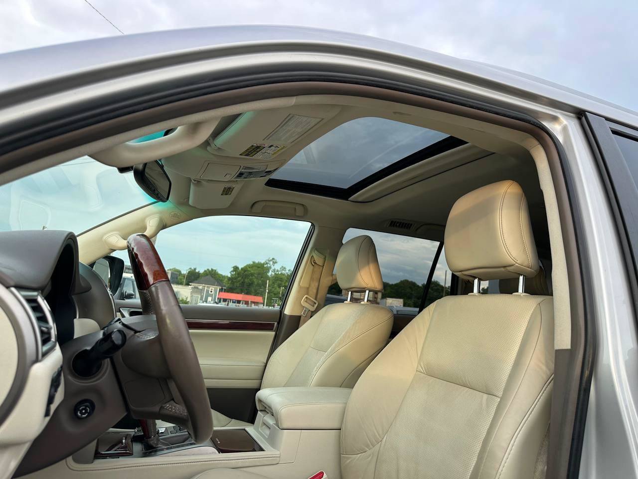 Used 2012 Lexus GX 460 w/ Comfort Plus Pkg AWD/4WD image 17