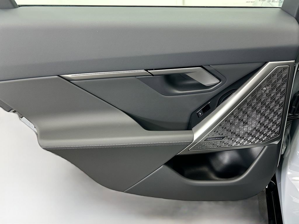 New 2026 BMW i5 eDrive40 w/ M Sport Package image 25