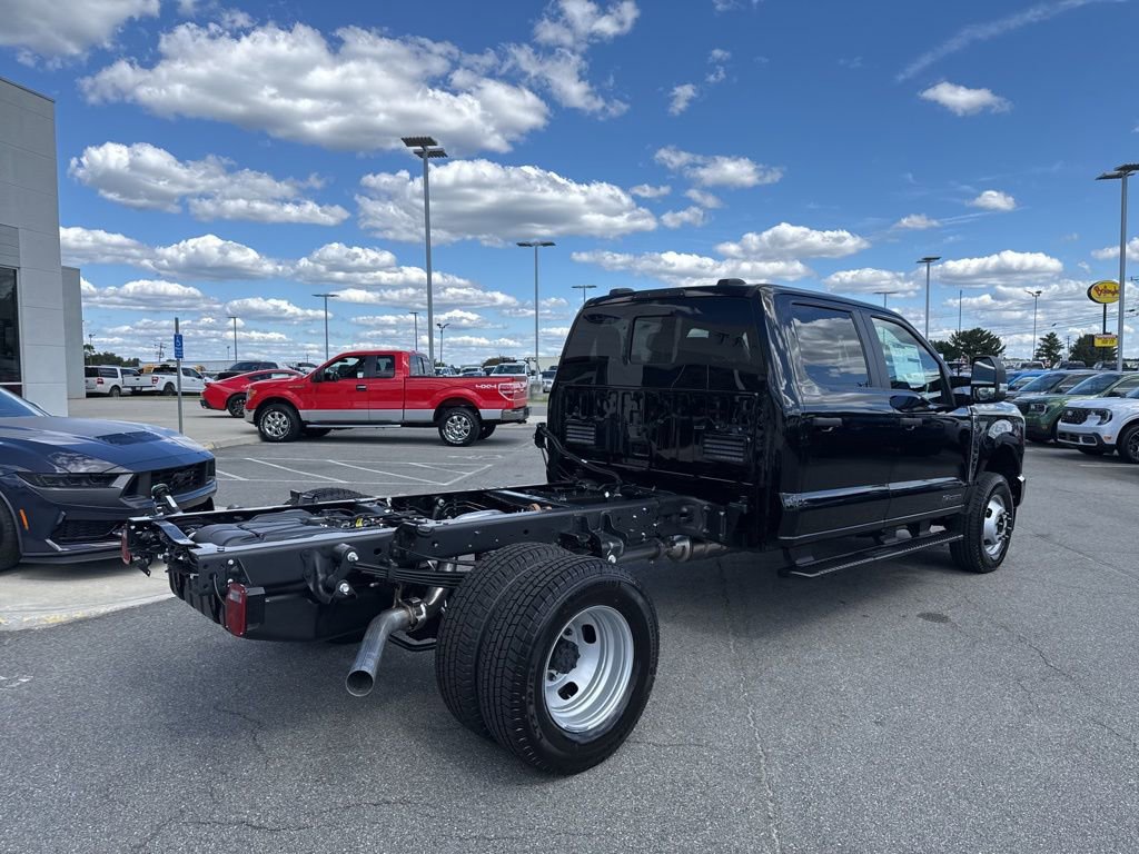 New 2026 Ford F350 XL image 3