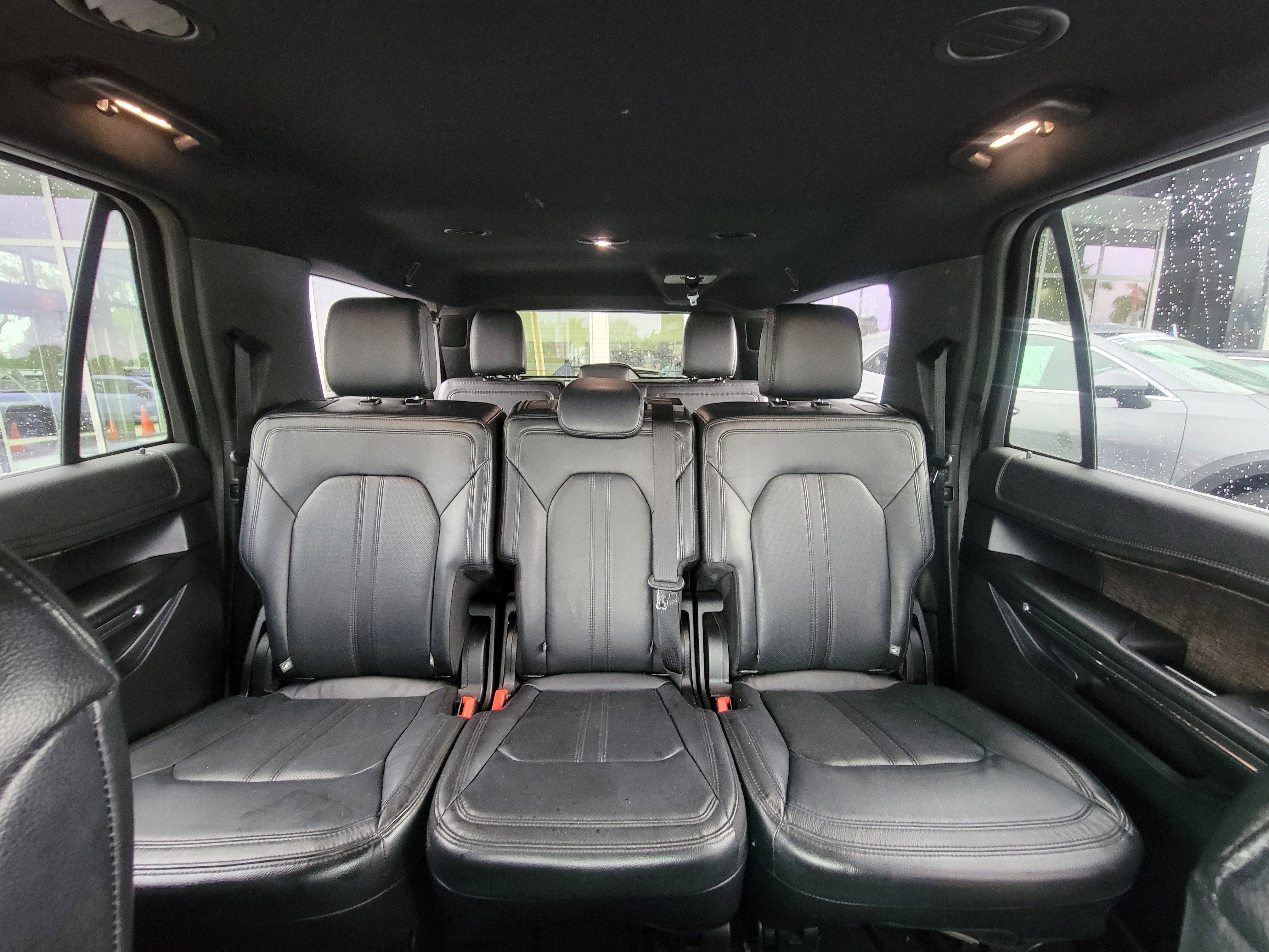Used 2019 Ford Expedition Max Limited RWD image 16