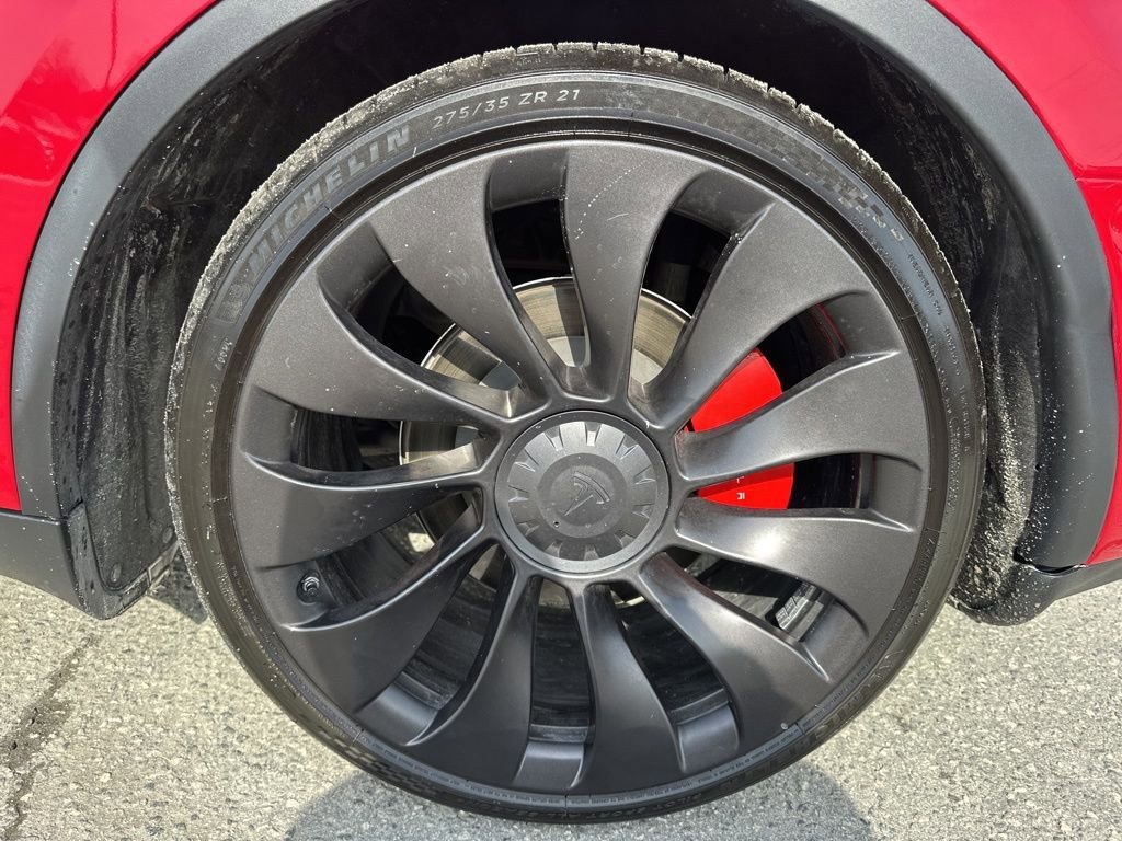 Used 2023 Tesla Model Y Long Range image 31