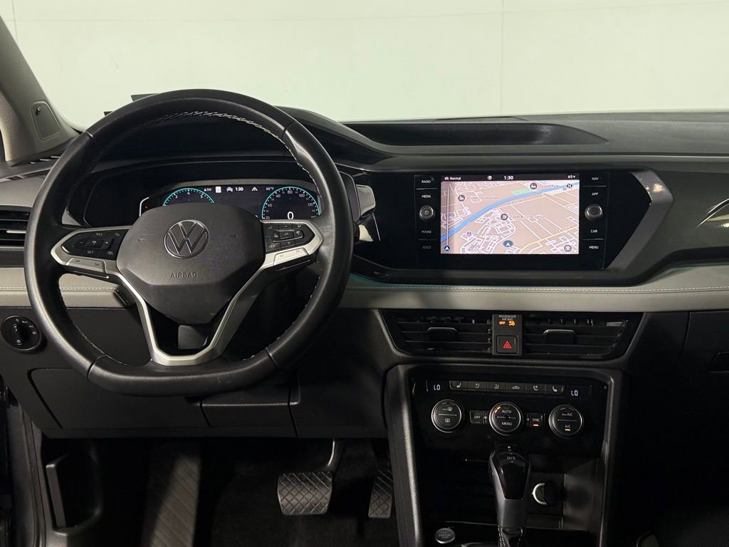 Used 2024 Volkswagen Taos SEL image 13