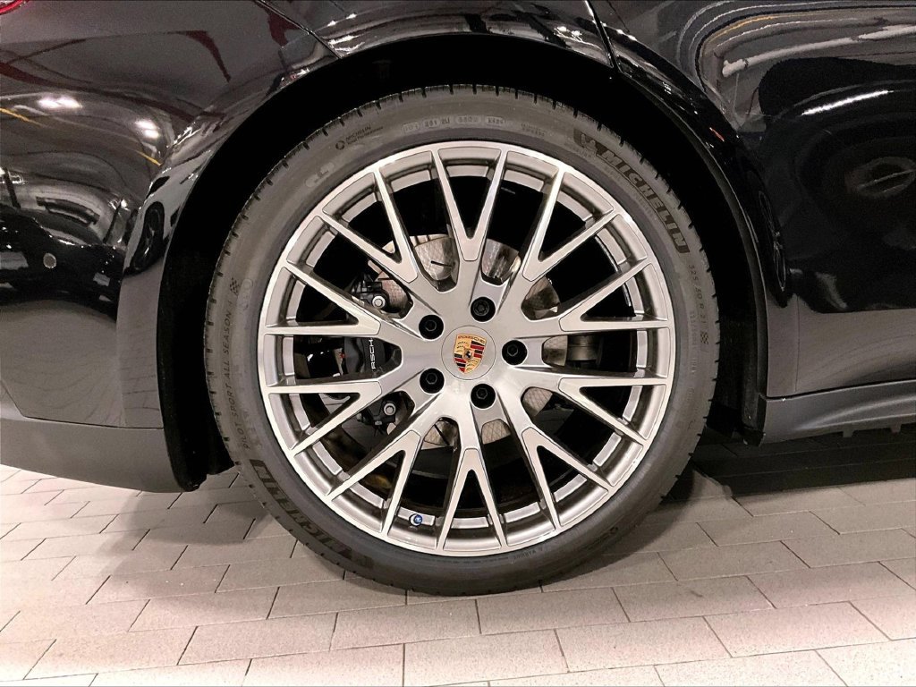 Used 2026 Porsche Panamera 4 AWD/4WD image 13