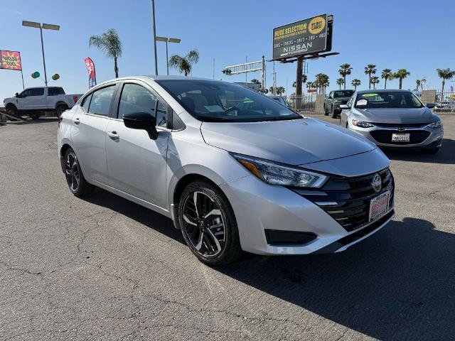 New 2025 Nissan Versa SR w/ Trunk Package FWD image 1