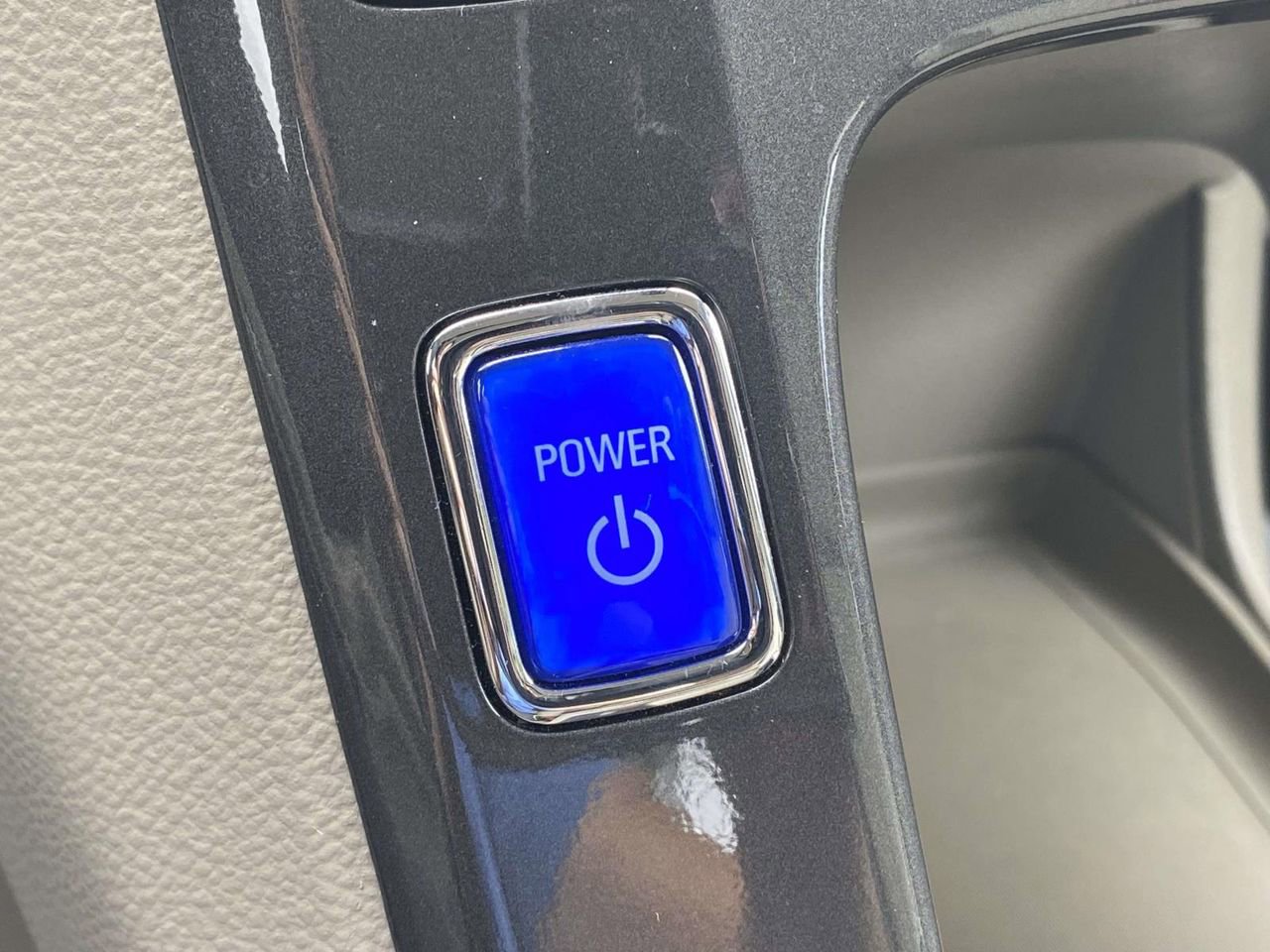 Used 2013 Chevrolet Volt Premium w/ Premium Trim Package FWD image 30