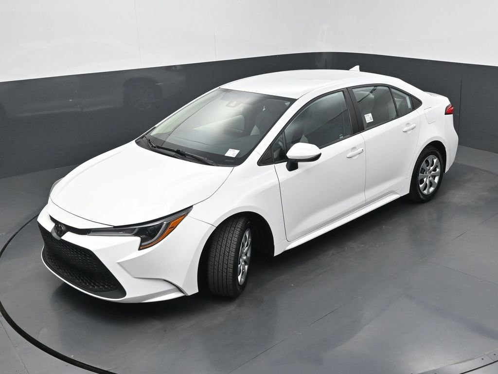 Used 2022 Toyota Corolla LE FWD image 30