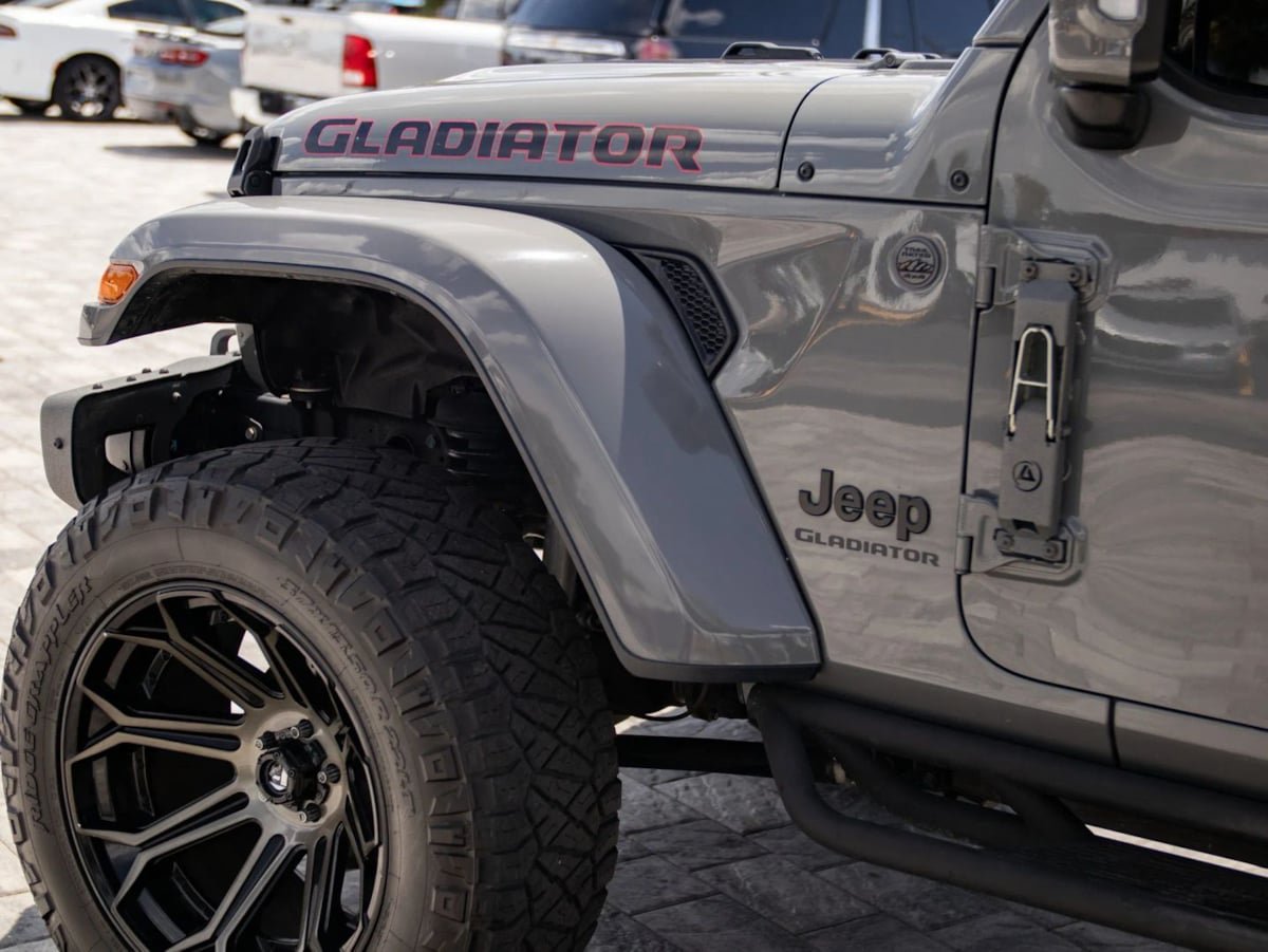 Used 2022 Jeep Gladiator Overland AWD/4WD image 9