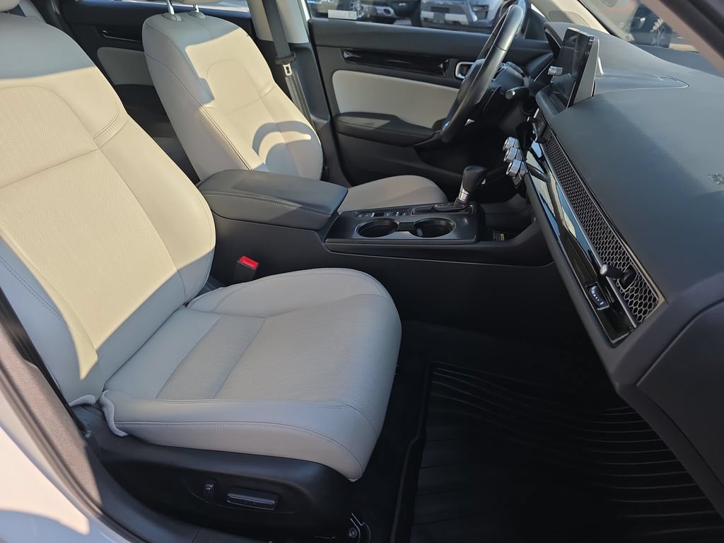 Used 2024 Honda Civic Touring image 34