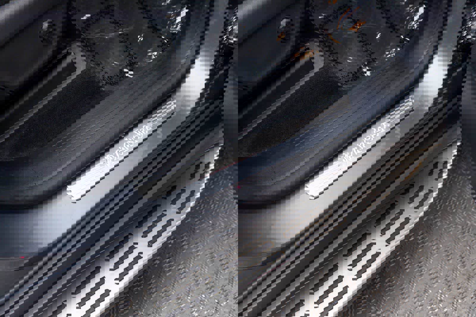 Used 2022 Mercedes-Benz GLE 350 4MATIC w/ Premium Package image 42