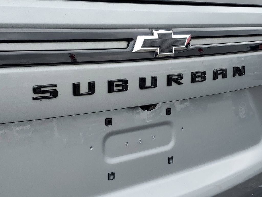 Used 2023 Chevrolet Suburban Z71 w/ Z71 Off-Road Package image 38