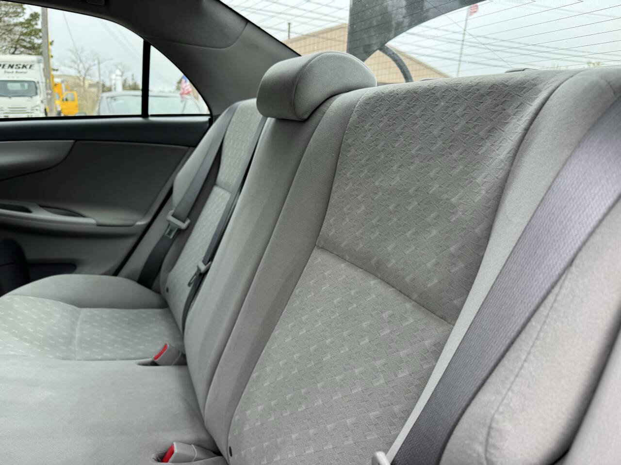Used 2010 Toyota Corolla FWD image 23