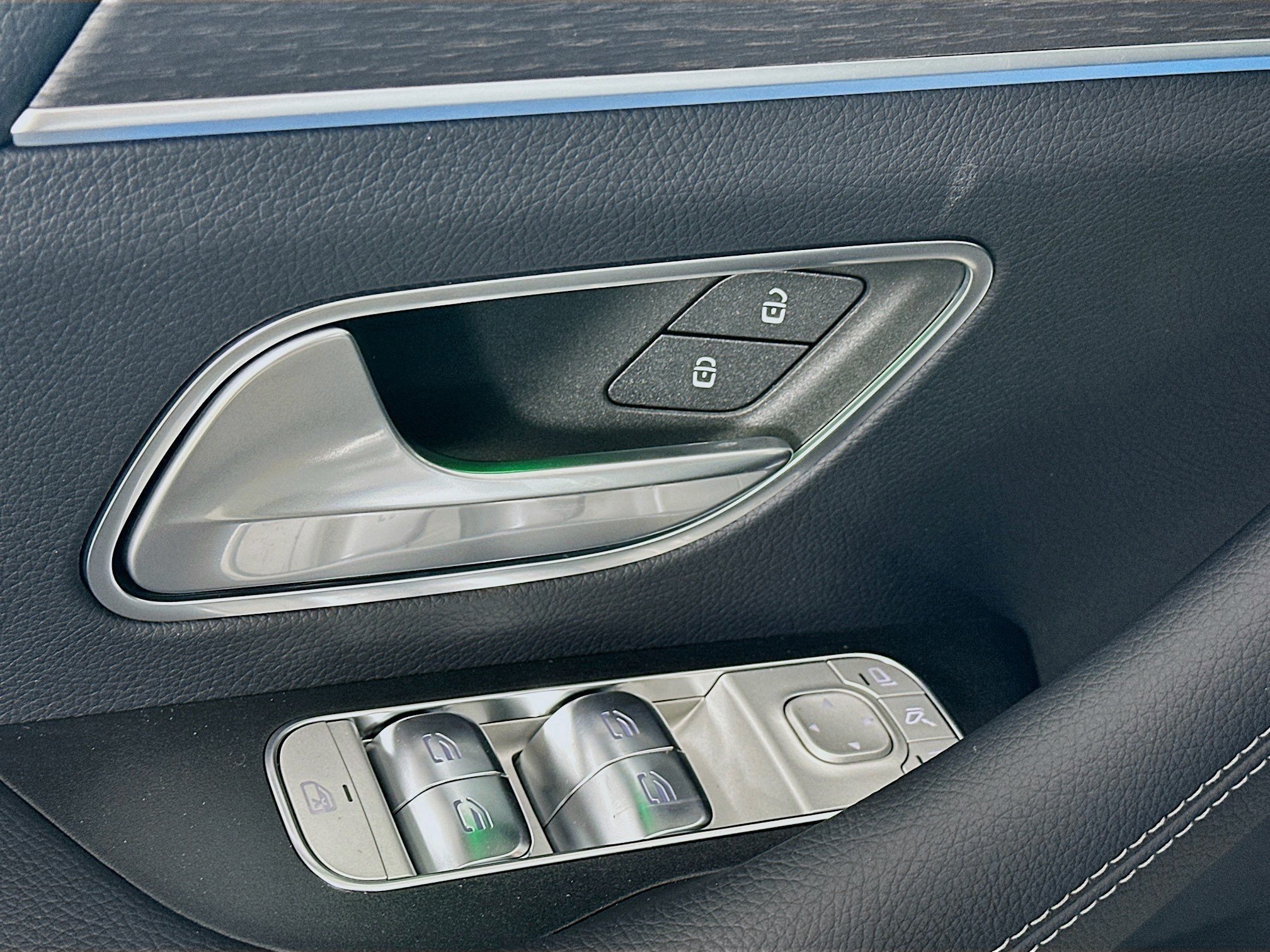 Certified 2026 Mercedes-Benz GLS 450 4MATIC image 23